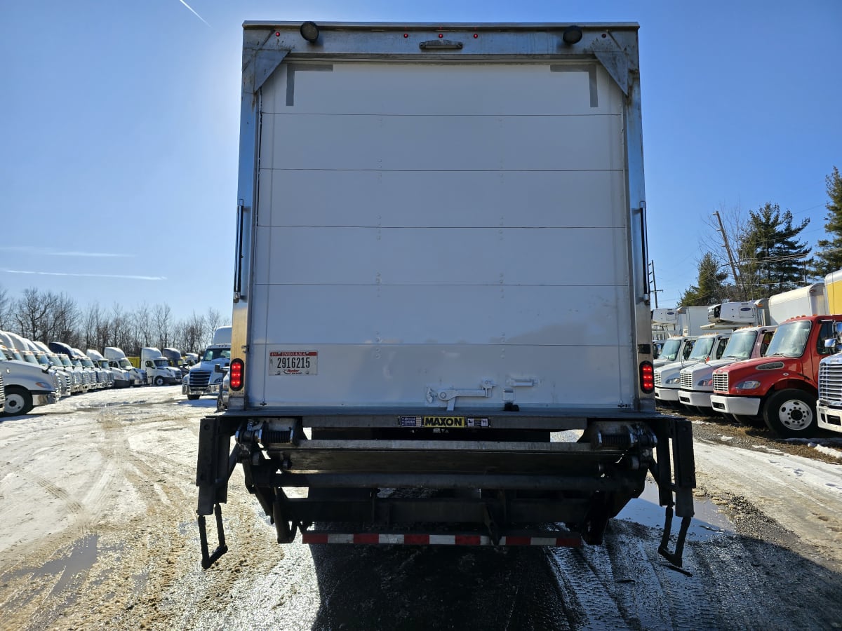 2019 Freightliner/Mercedes M2 106 894936