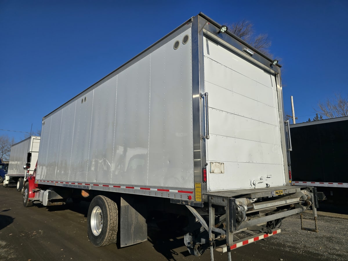 2019 Freightliner/Mercedes M2 106 894939