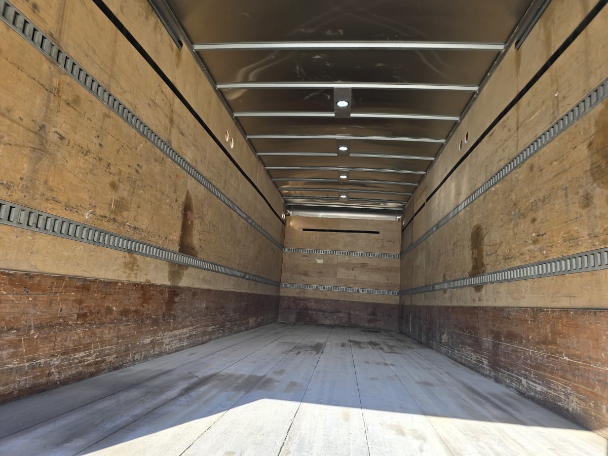 2019 Freightliner/Mercedes M2 106 894939