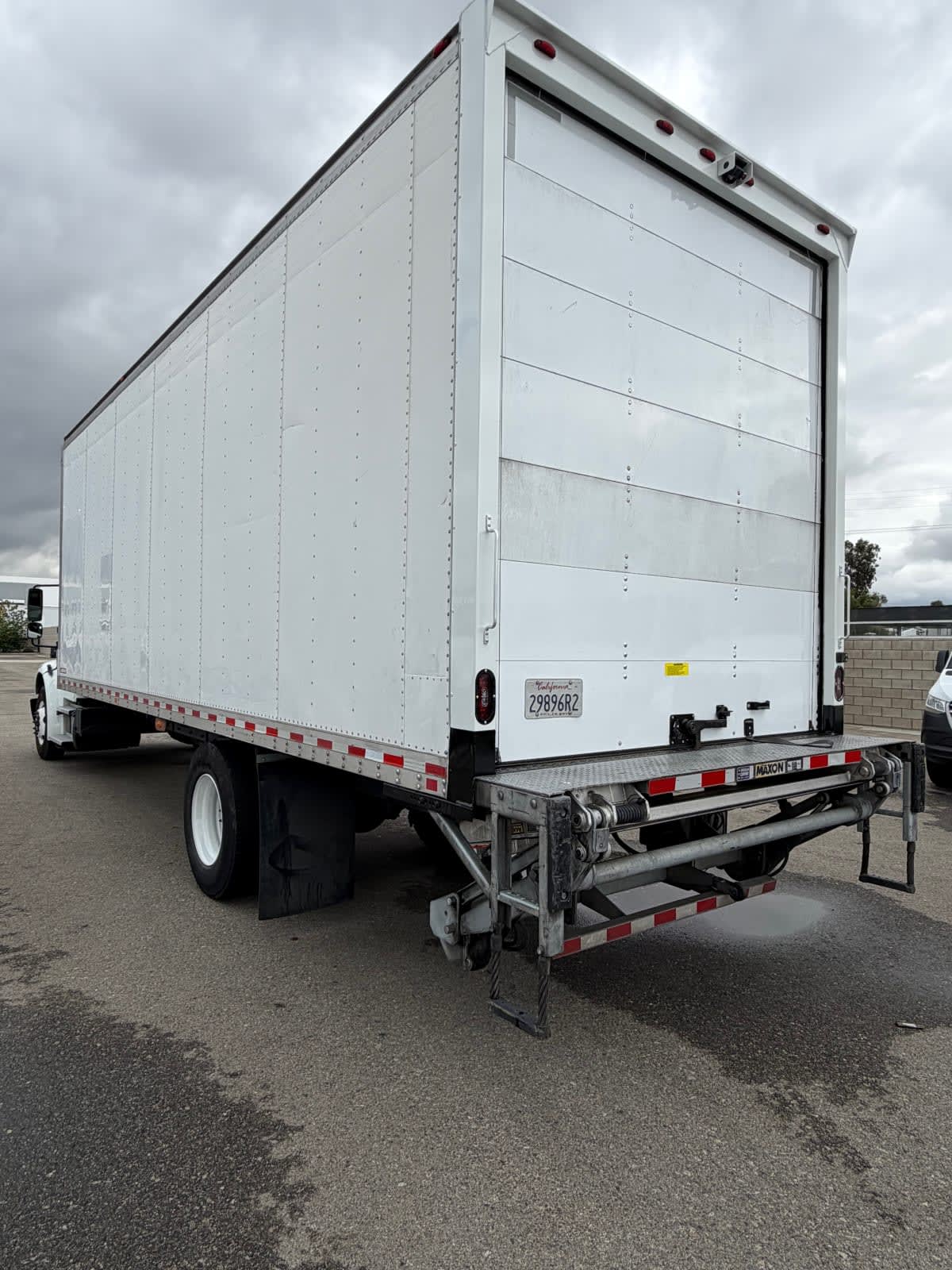 2019 Freightliner M2 106 in Fontana, CA — photo 6
