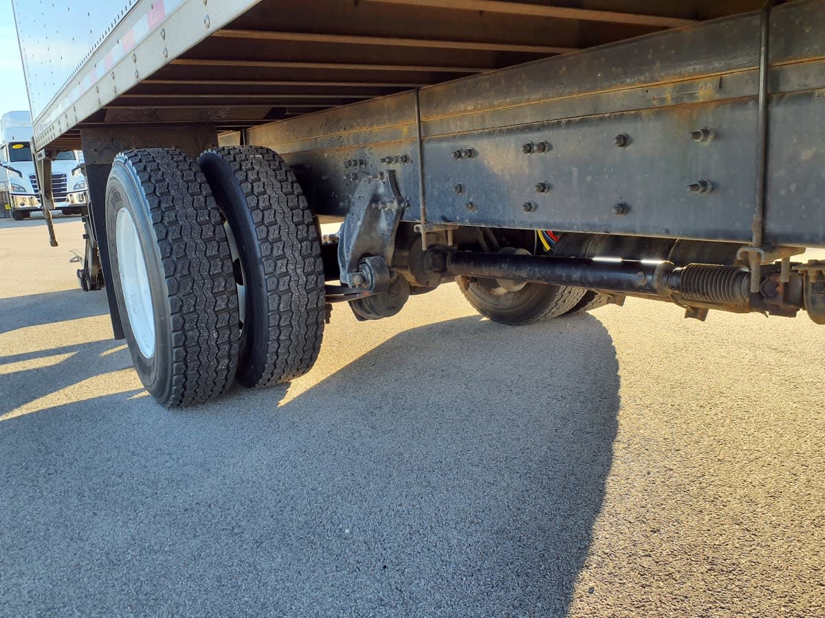 2020 Freightliner/Mercedes M2 106 895155