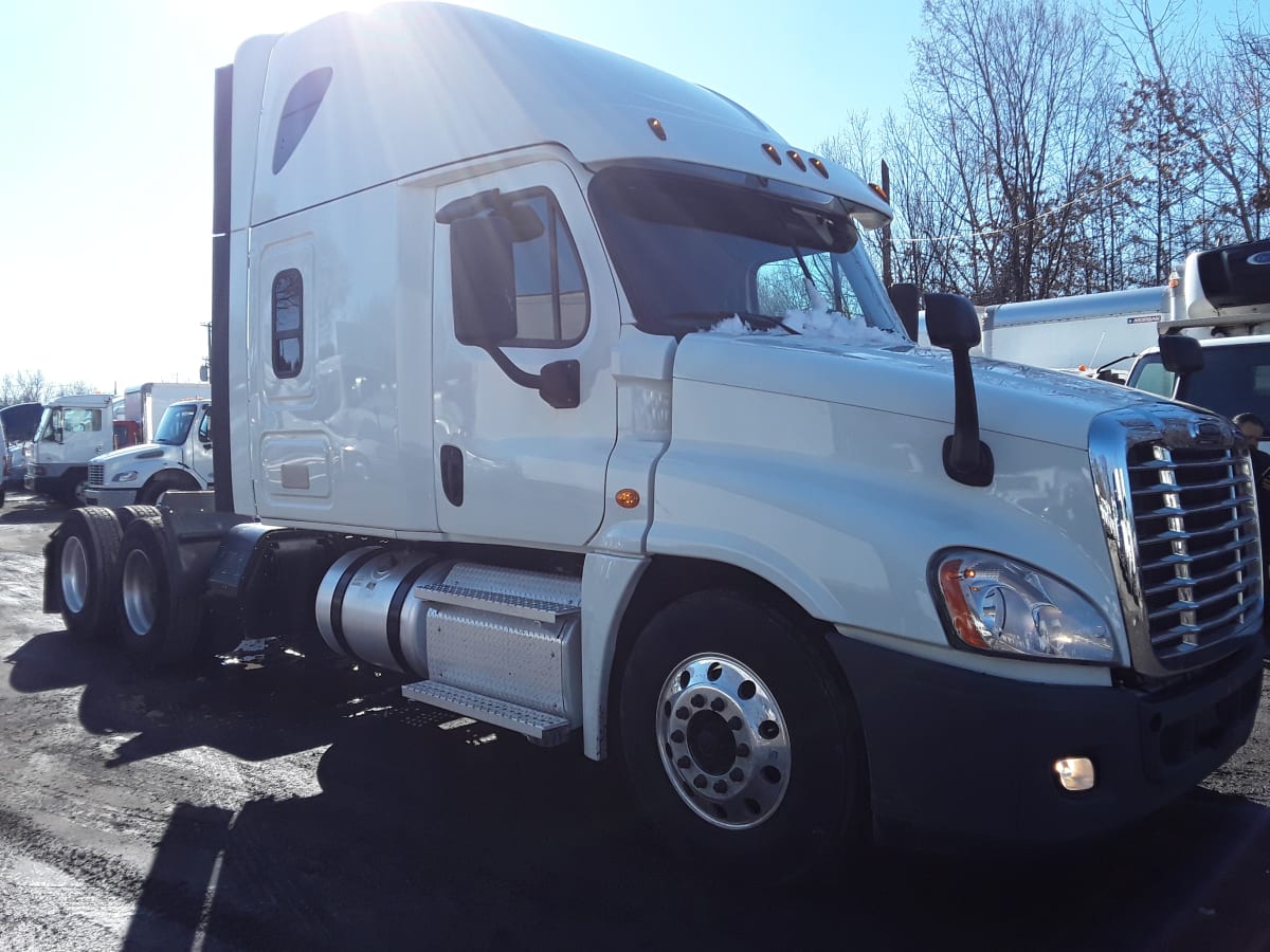 2020 Freightliner/Mercedes CASCADIA 125 895156