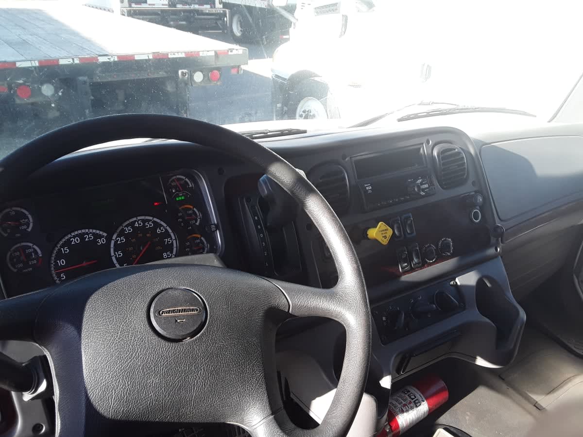 2020 Freightliner/Mercedes M2 106 895161