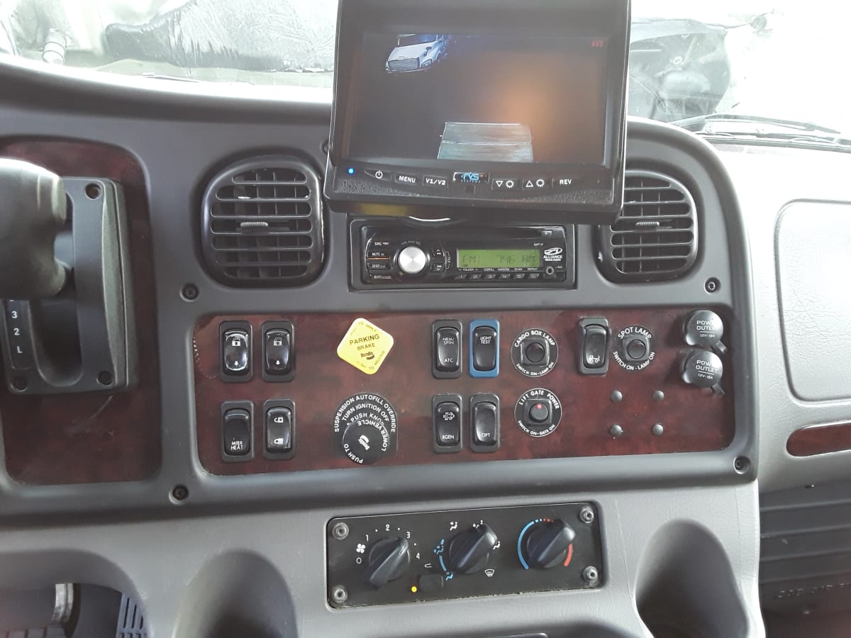 2020 Freightliner/Mercedes M2 106 895248