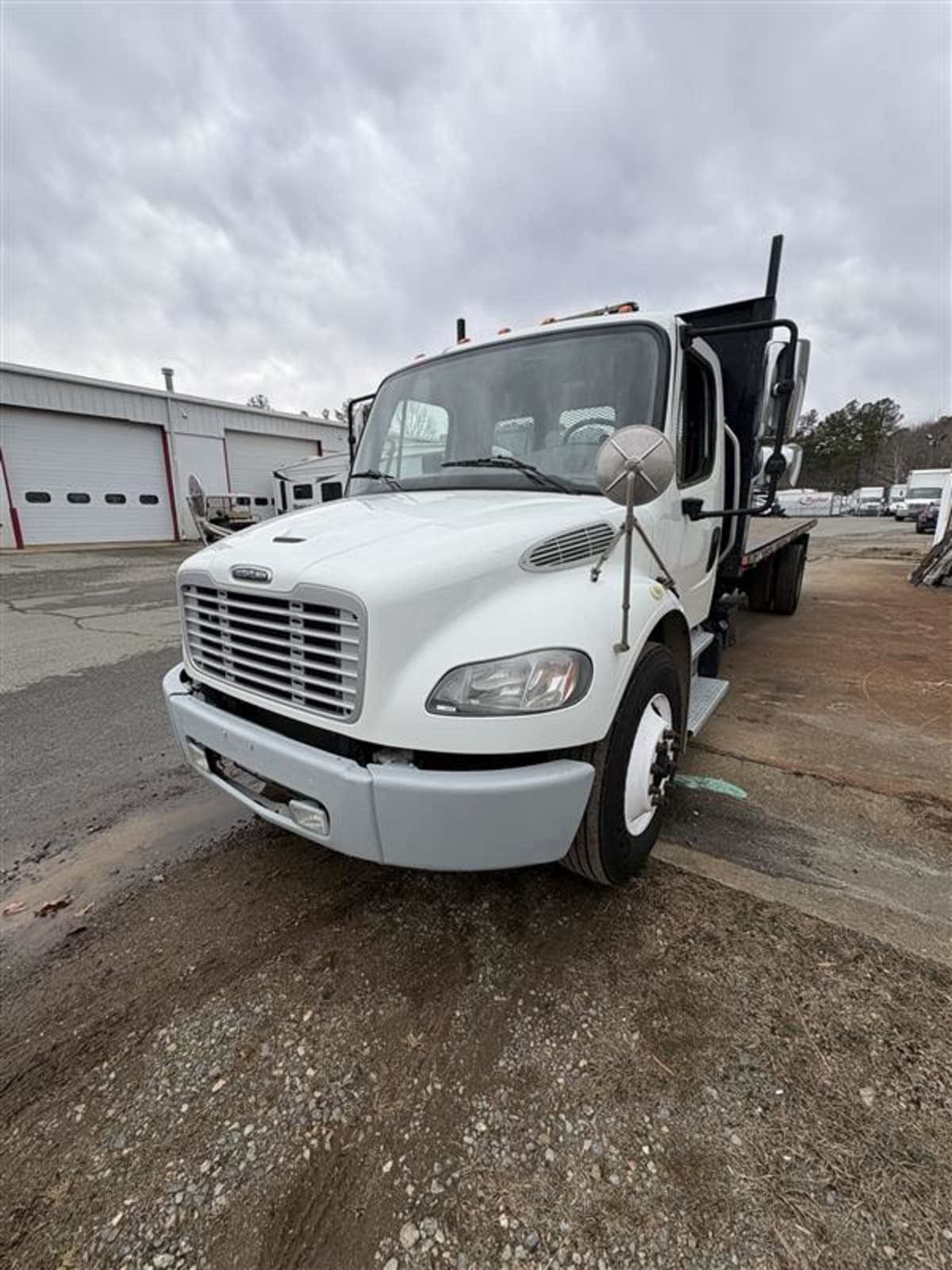 2020 Freightliner/Mercedes M2 106 895365