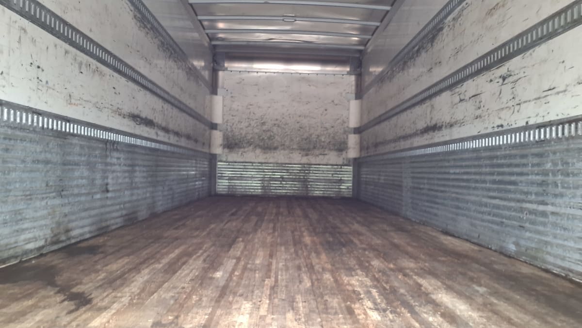2020 Peterbilt 337 in West Chester, OH — photo 8