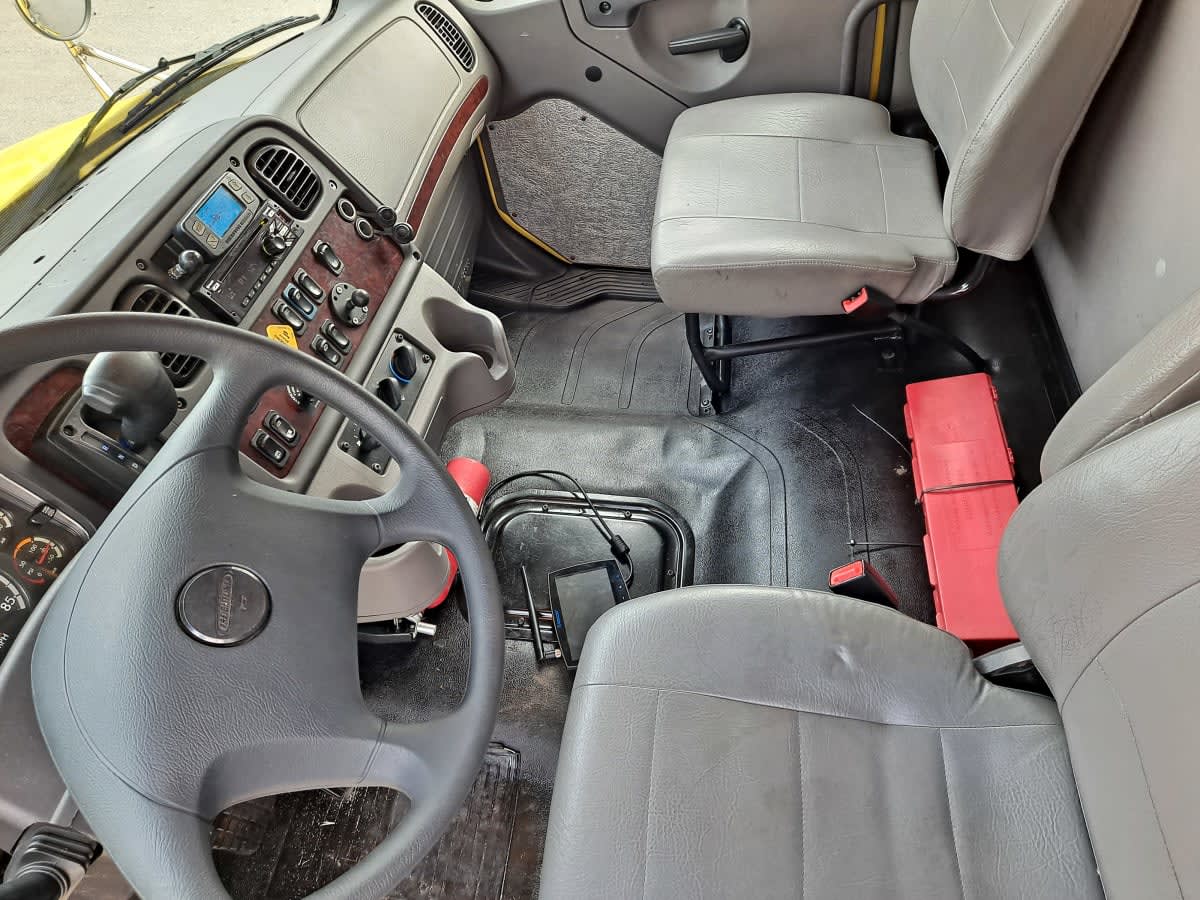 2020 Freightliner M2 106 in Salisbury, MA — photo 8