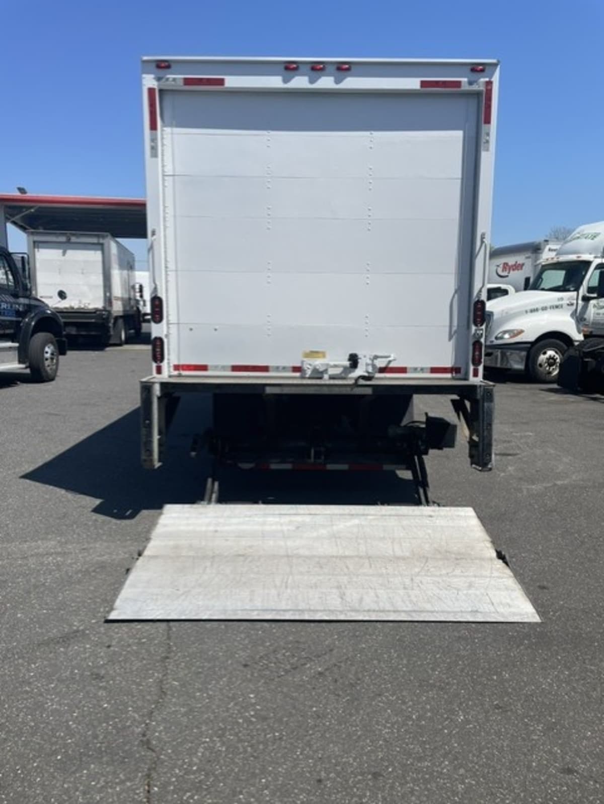 2019 Hino HINO 195 895553