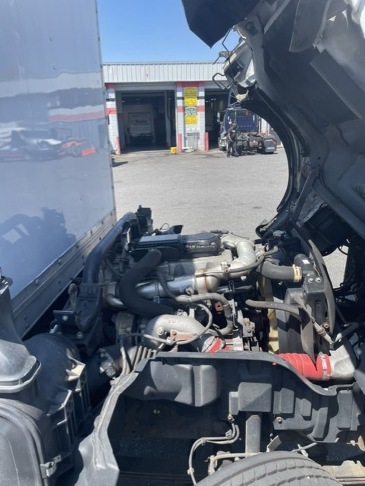 2019 Hino HINO 195 895553