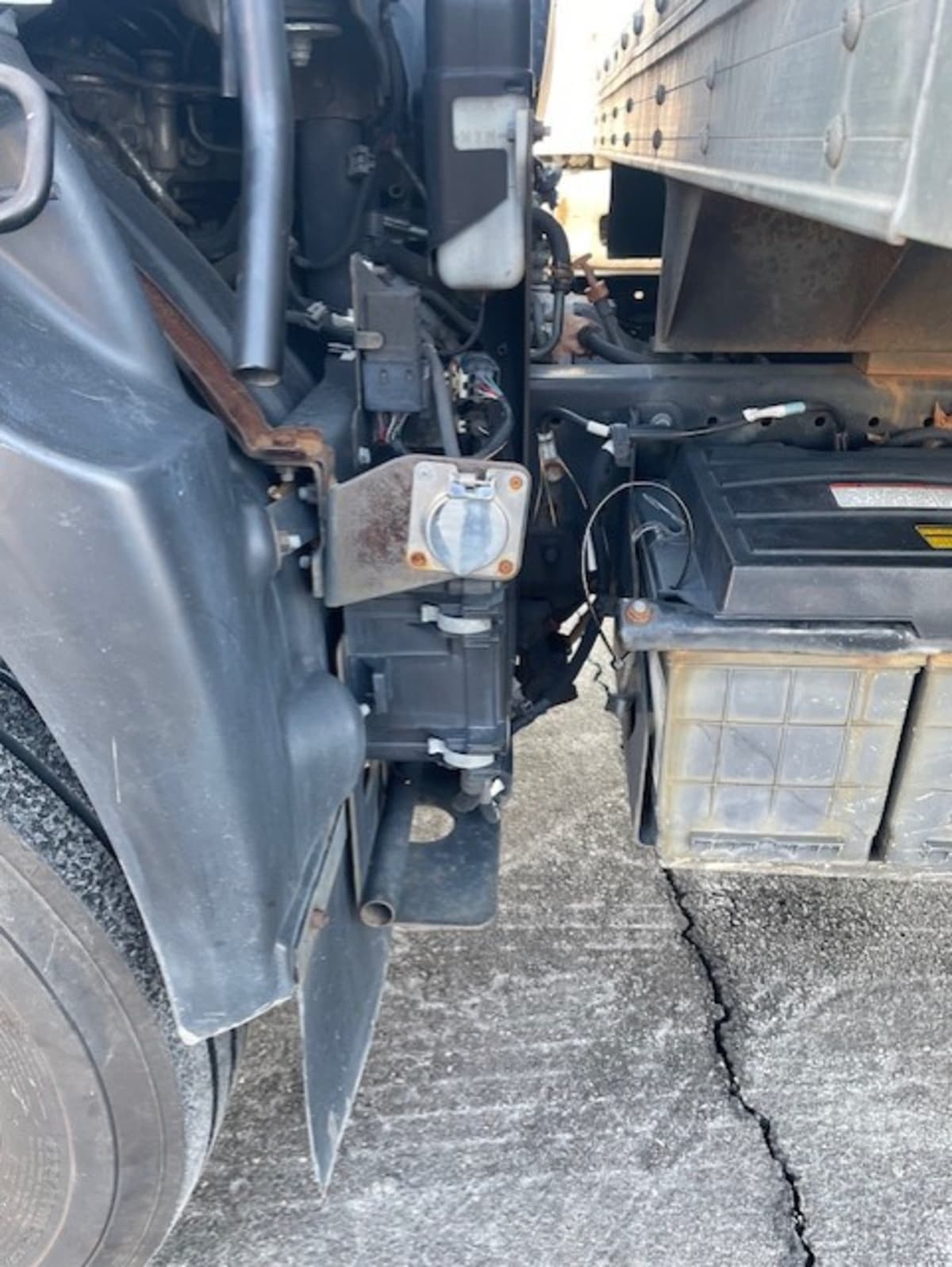 2019 Hino HINO 195 895555