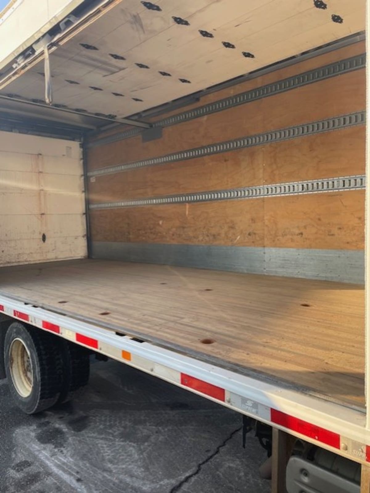 2019 Hino HINO 195 895555