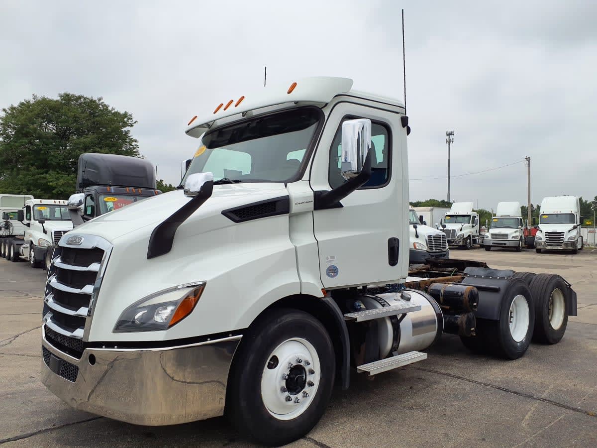 2020 Freightliner/Mercedes NEW CASCADIA 116 895587