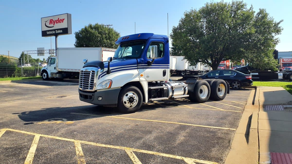 2020 Freightliner Cascadia in Bolingbrook, IL