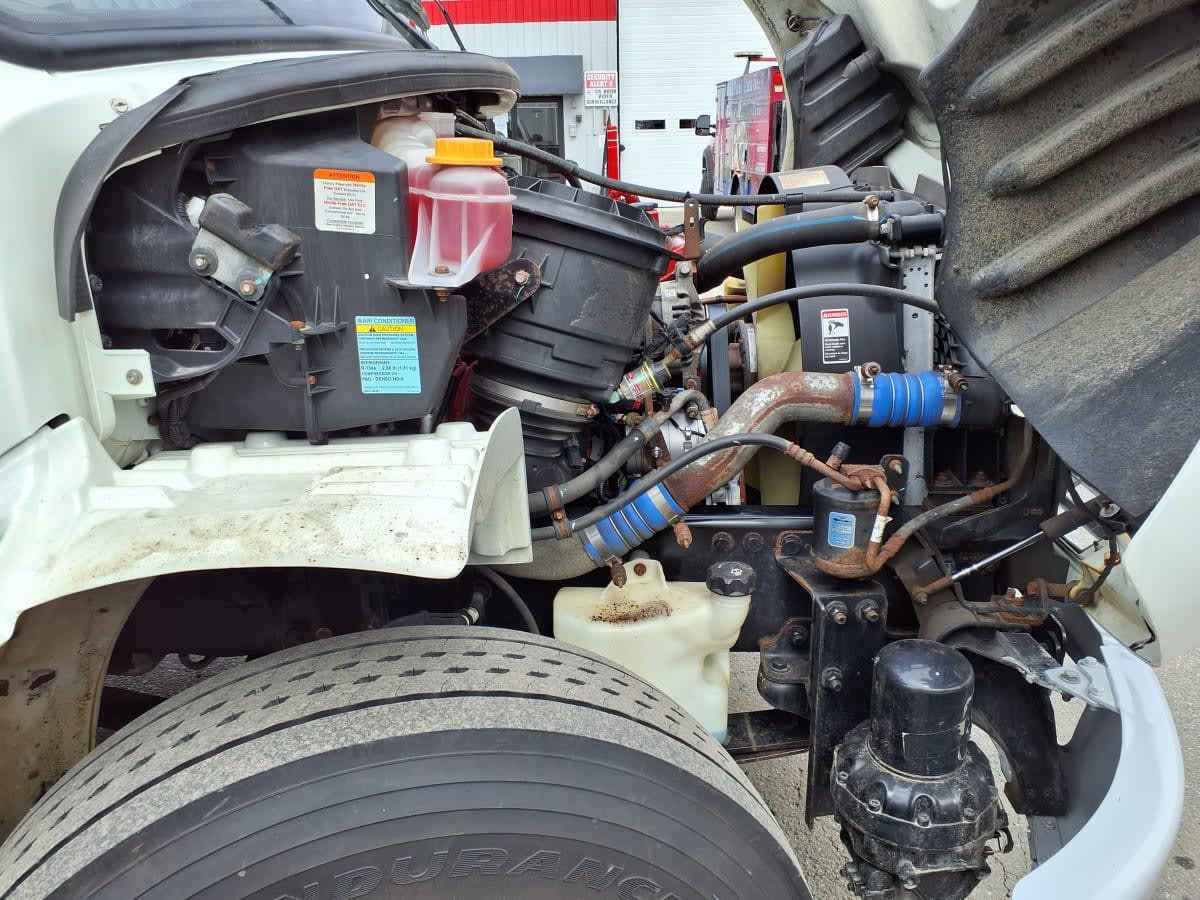 2020 Freightliner M2 106 - image 12