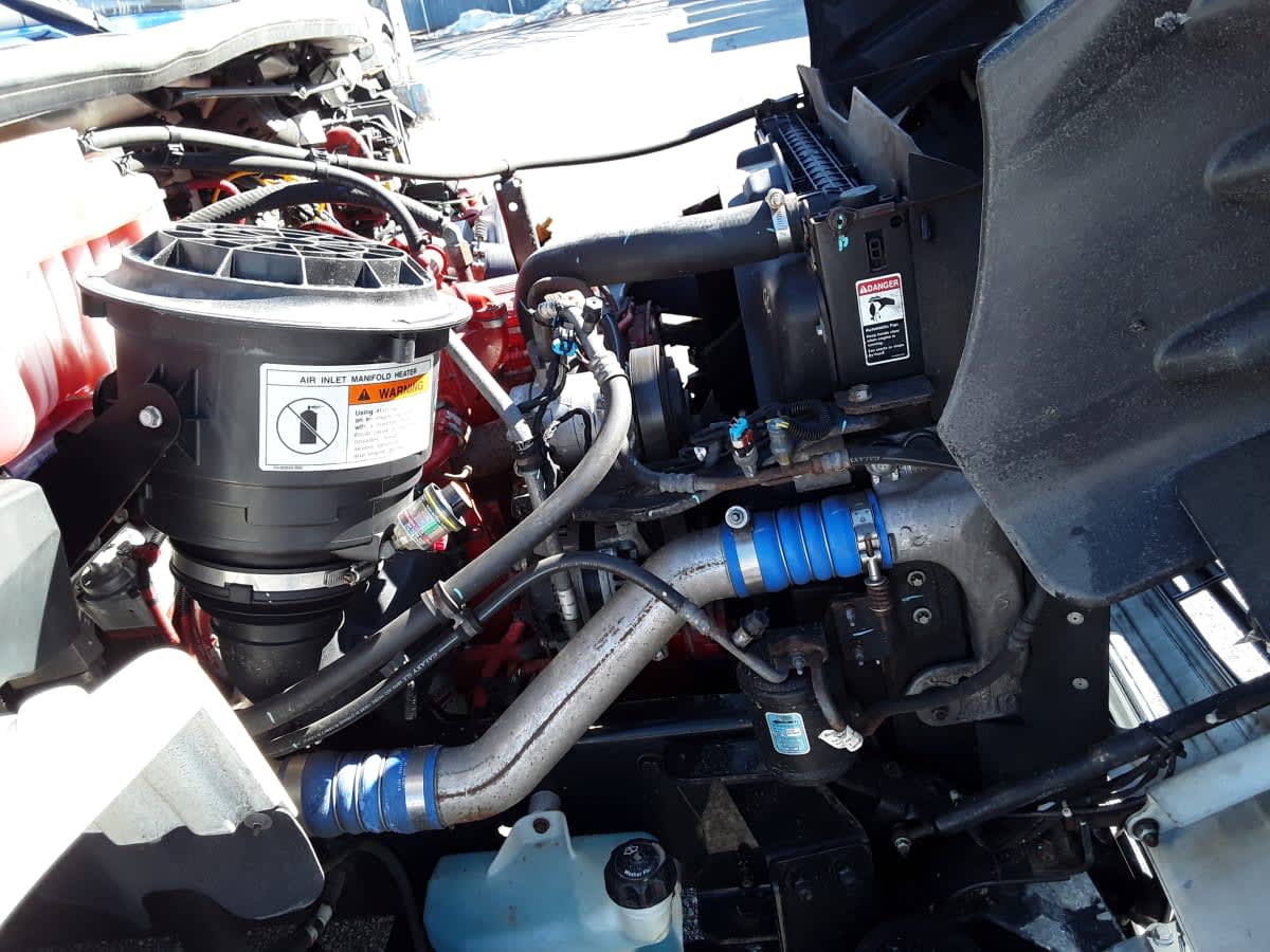 2020 Freightliner/Mercedes M2 106 895897