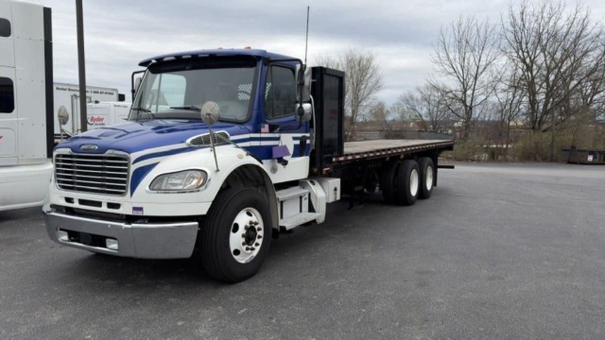 2020 Freightliner/Mercedes M2 106 895898