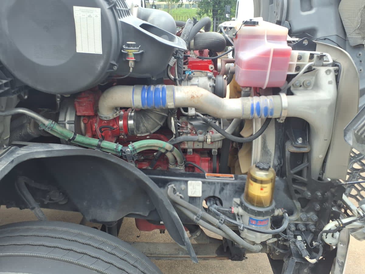 2019 Volvo VNL64T-300 895918