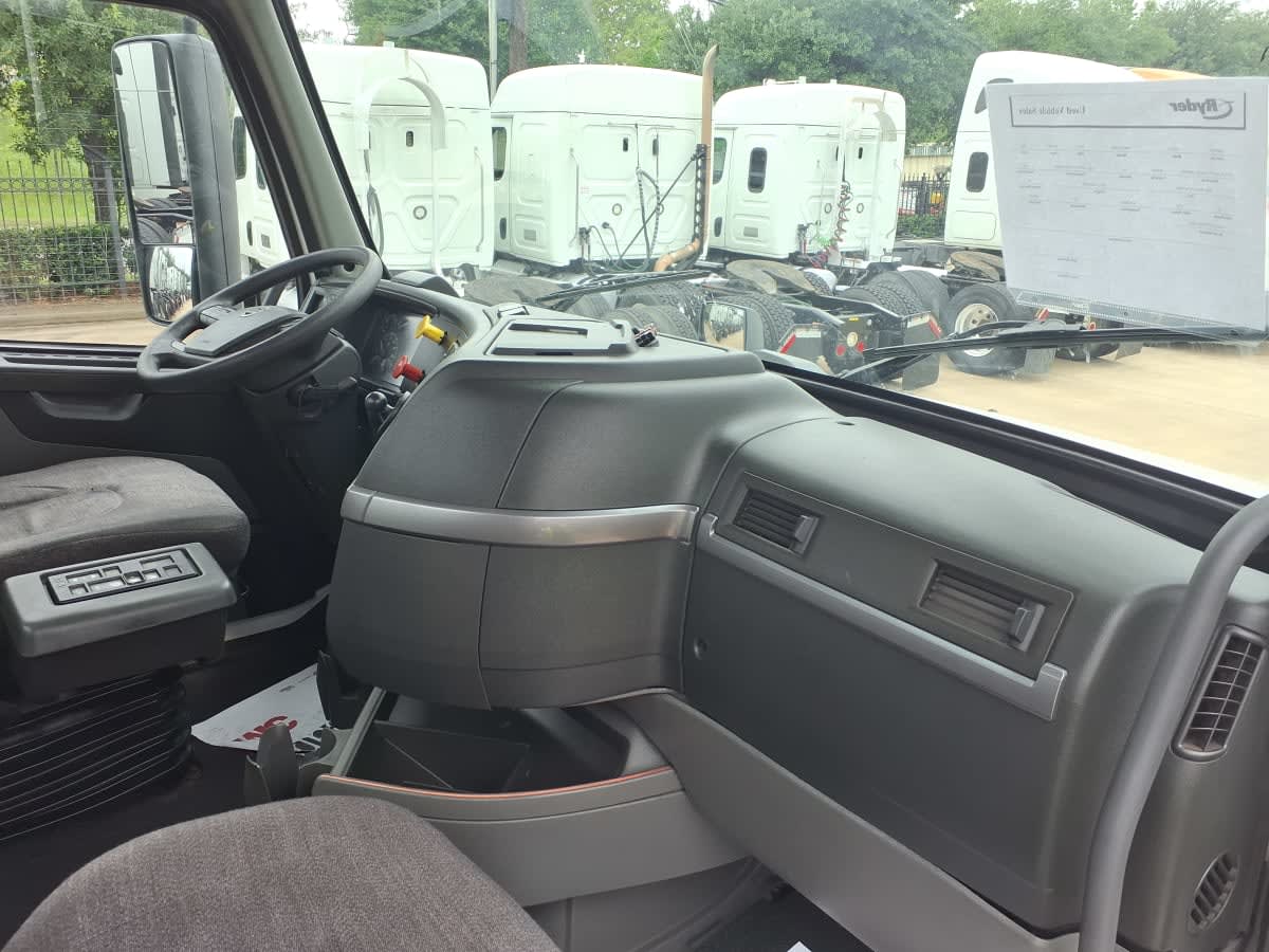 2019 Volvo VNL64T-300 895918