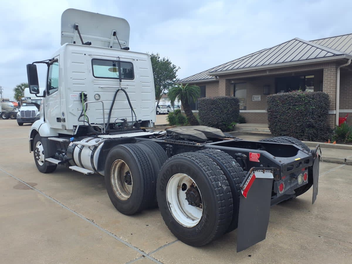 2019 Volvo VNL64T-300 895918
