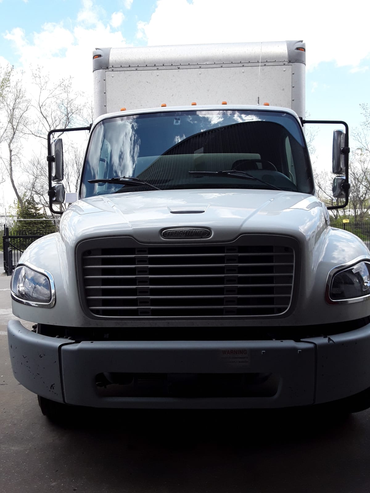 2020 Freightliner/Mercedes M2 106 895976