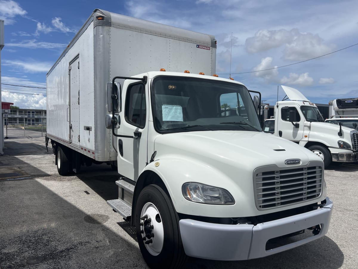 2019 Freightliner/Mercedes M2 106 896007