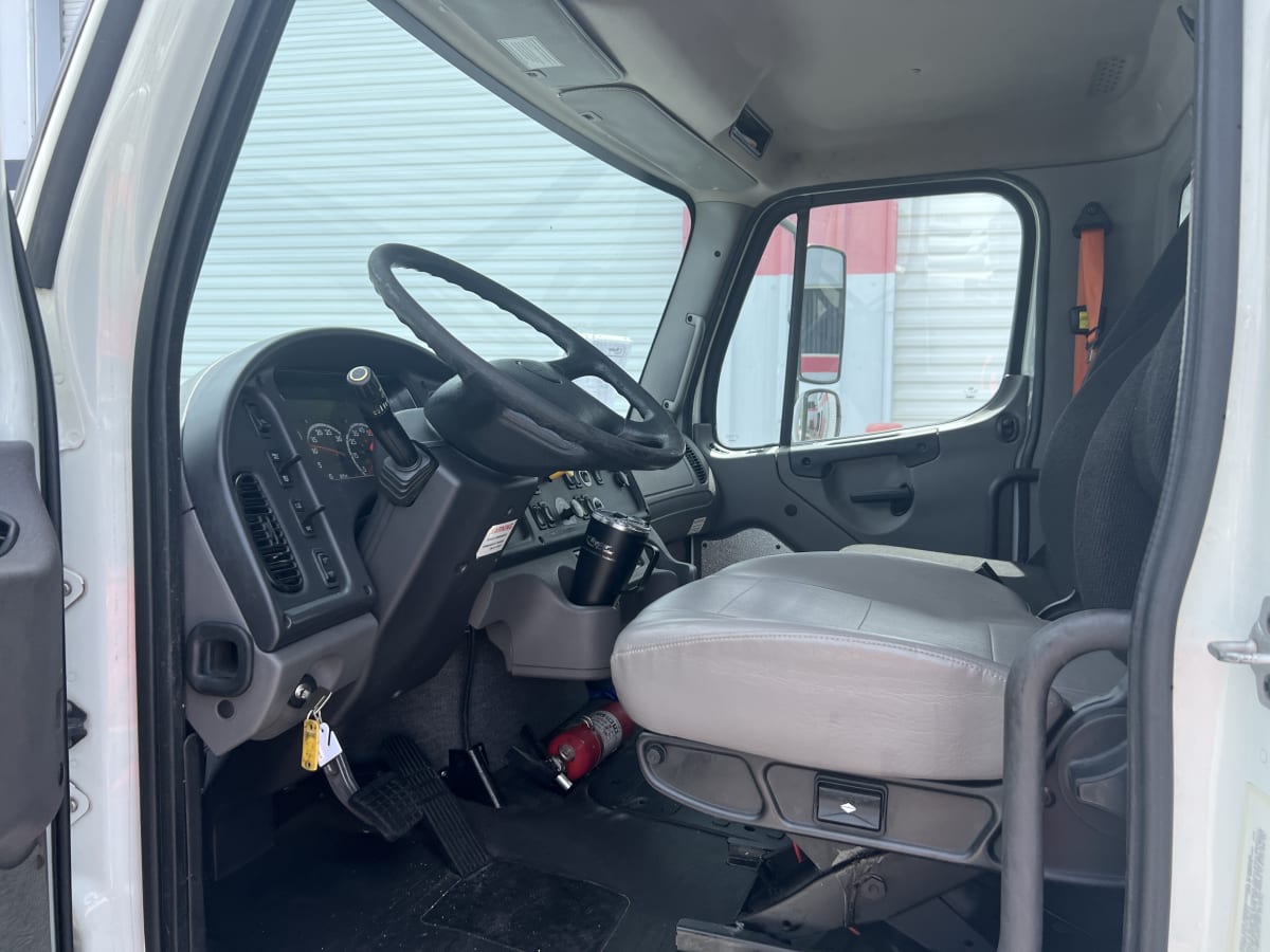 2019 Freightliner/Mercedes M2 106 896007