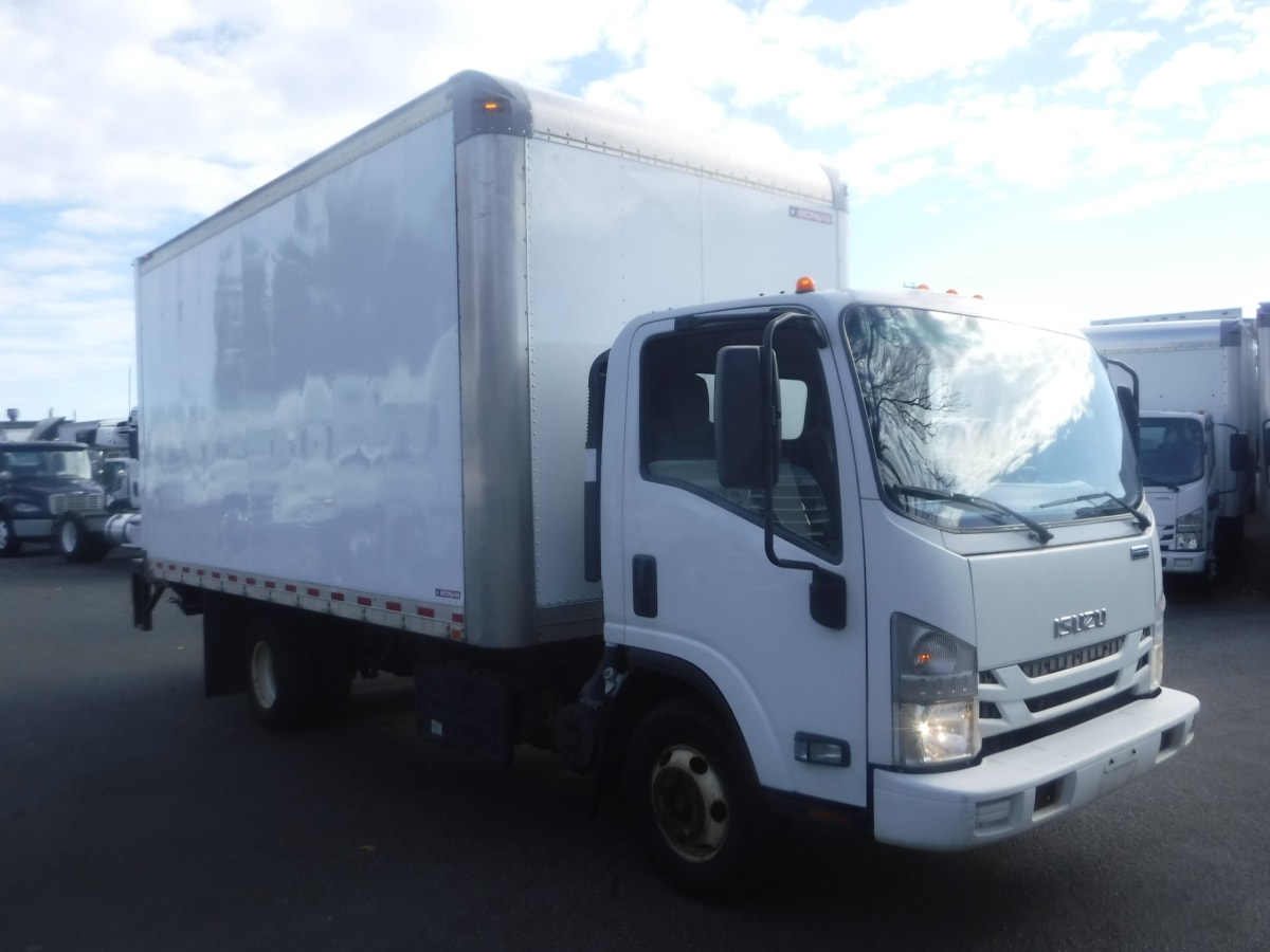 2019 Isuzu NPR 896055