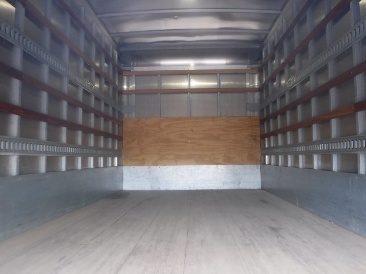 2019 Isuzu NPR 896055