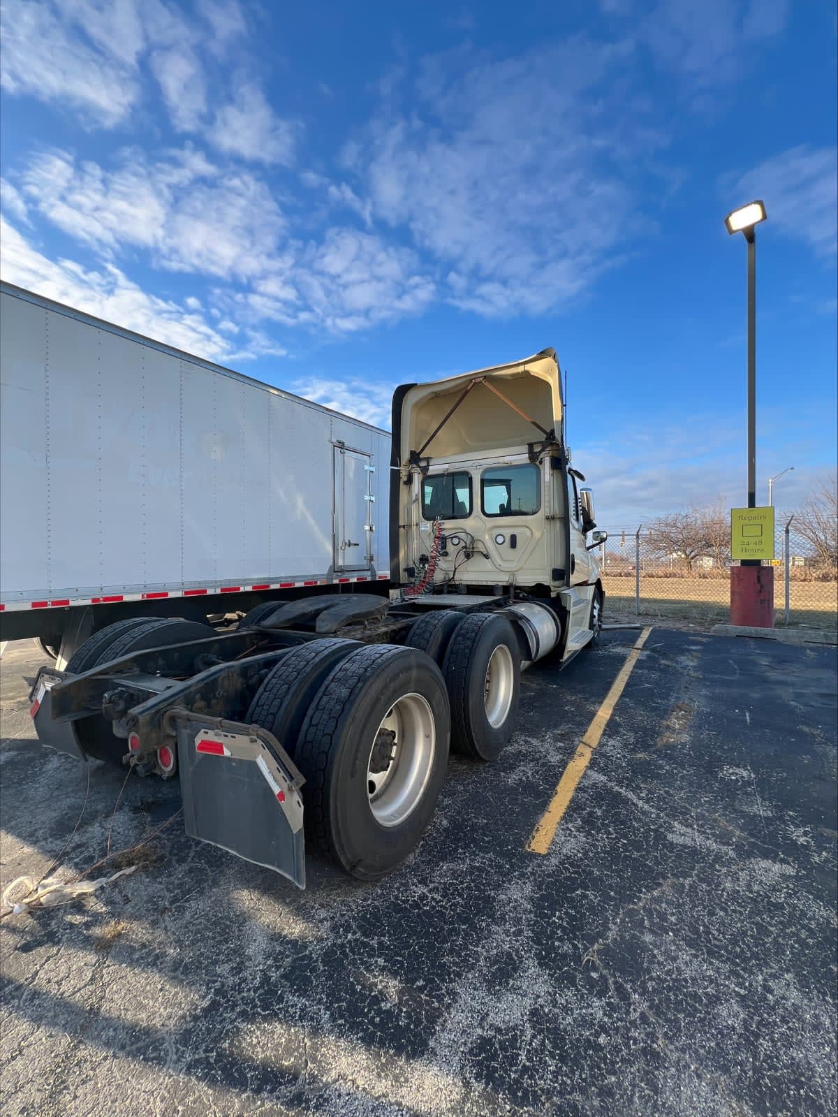 2020 Freightliner - image 4