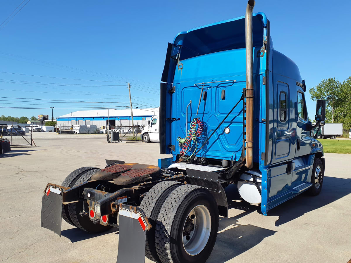 2020 Freightliner/Mercedes CASCADIA 125 896388