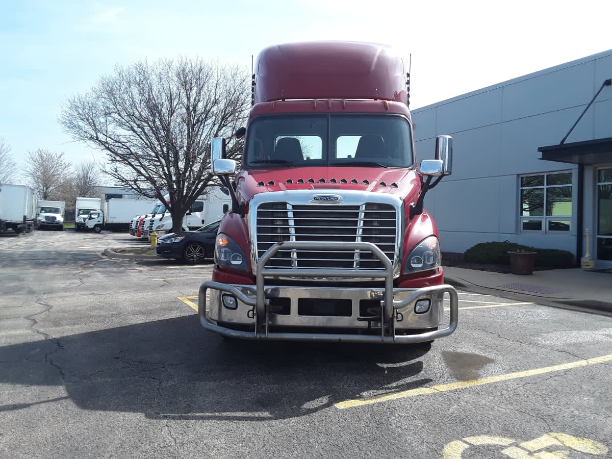 2020 Freightliner/Mercedes CASCADIA 113 896412