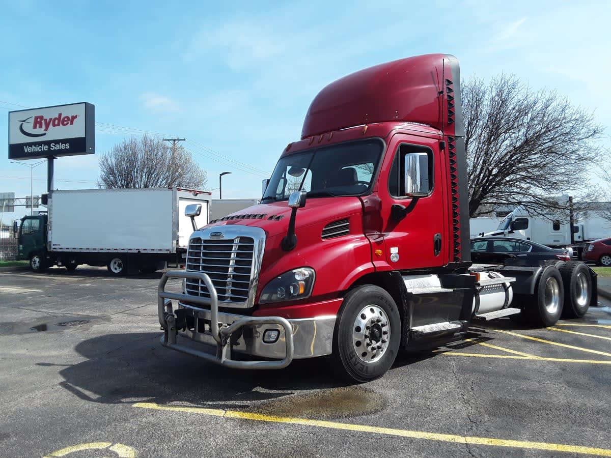 2020 Freightliner/Mercedes CASCADIA 113 896412