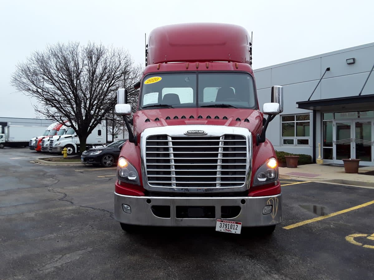 2020 Freightliner/Mercedes CASCADIA 113 896415