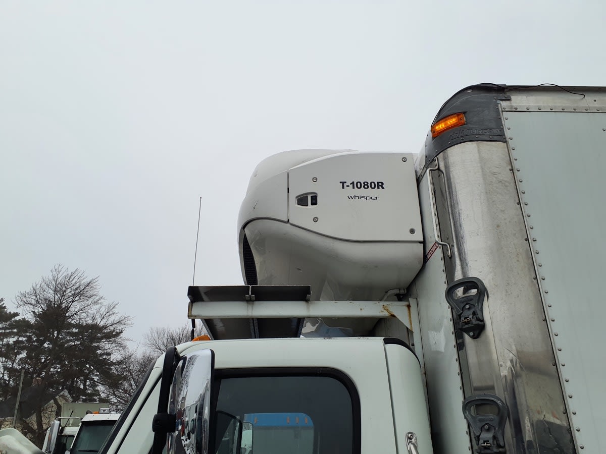 2020 Freightliner/Mercedes M2 106 896452