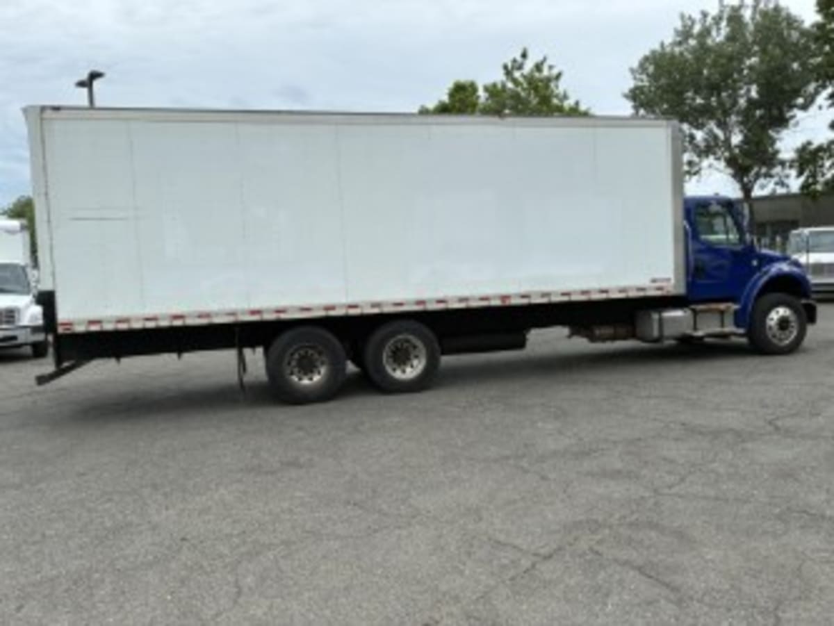 2020 Freightliner/Mercedes M2 106 896466