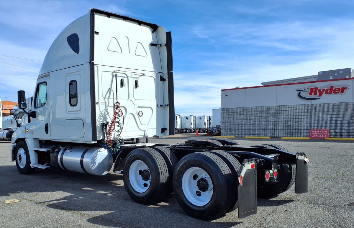 2020 Freightliner/Mercedes CASCADIA 125 896484