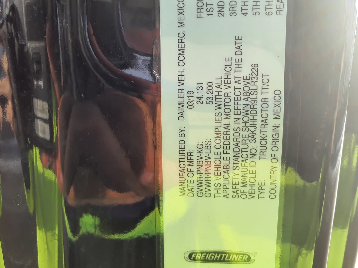 2020 Freightliner/Mercedes NEW CASCADIA PX12664 896495