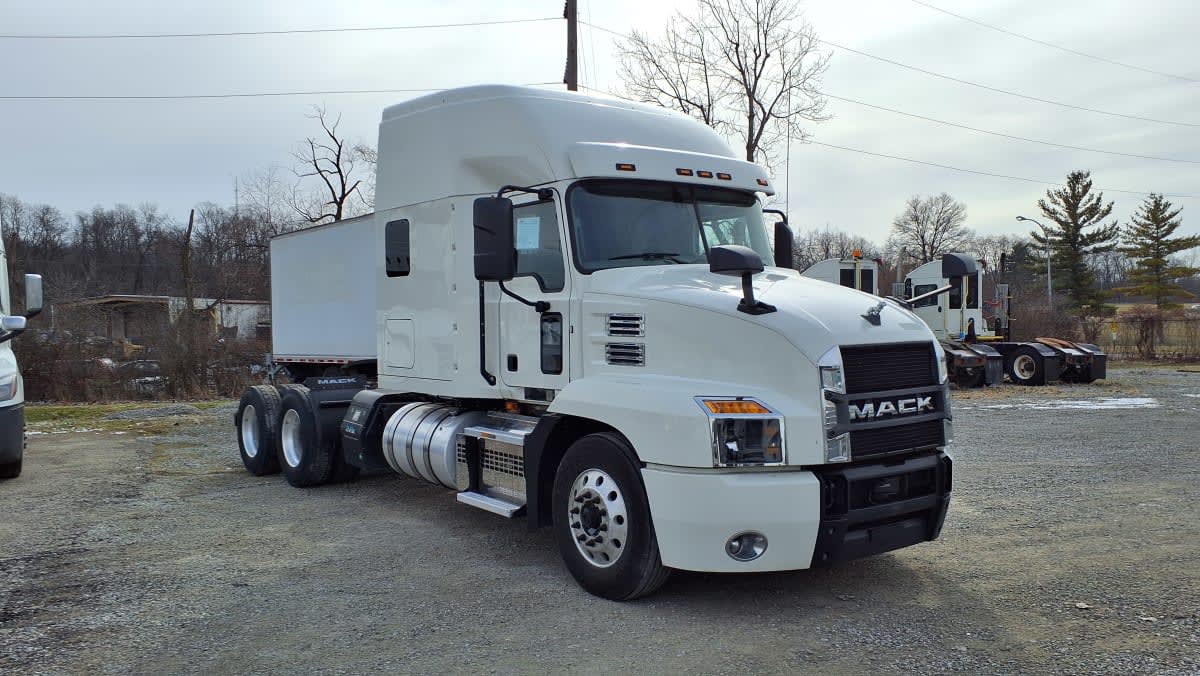 2020 Mack Trucks, Inc. ANTHEM 64T 896504