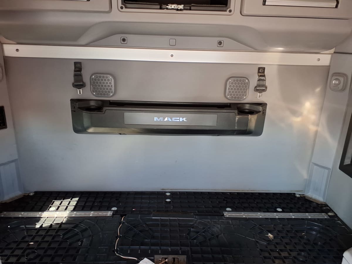 2020 Mack Trucks, Inc. ANTHEM 64T 896508