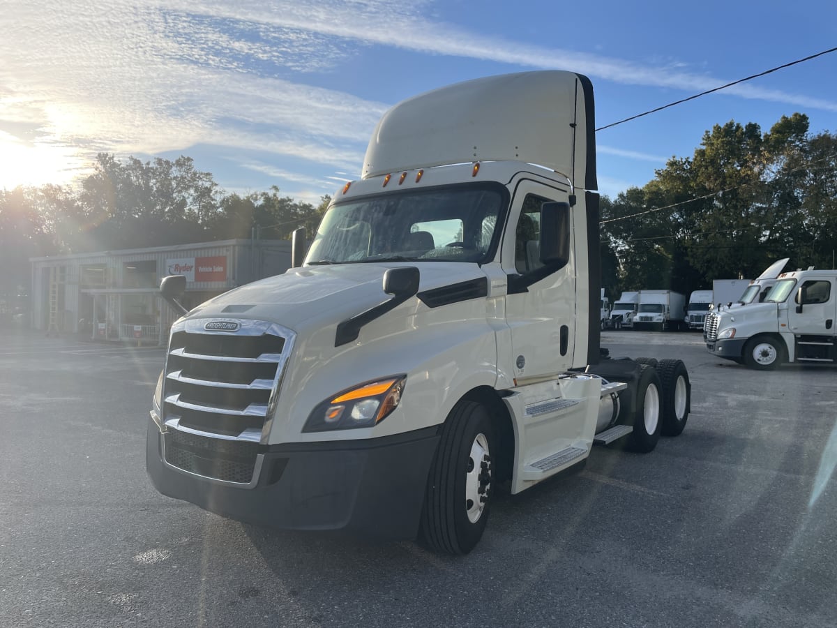 2020 Freightliner/Mercedes NEW CASCADIA PX12664 896514