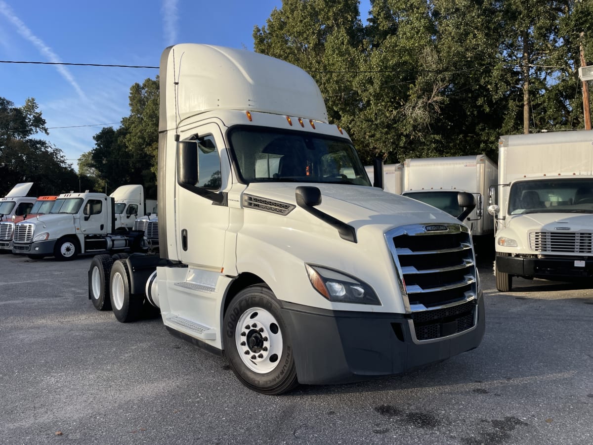 2020 Freightliner/Mercedes NEW CASCADIA PX12664 896514