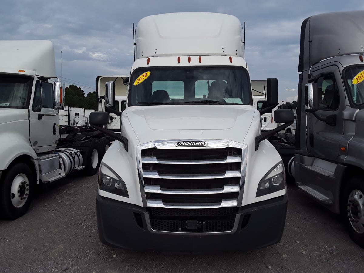 2020 Freightliner/Mercedes NEW CASCADIA PX12664 896516