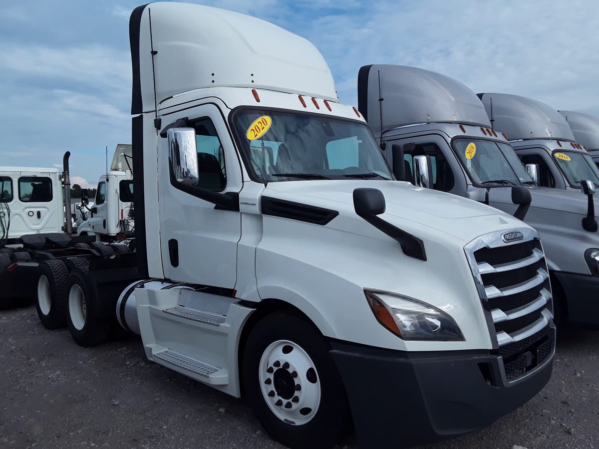 2020 Freightliner/Mercedes NEW CASCADIA PX12664 896516