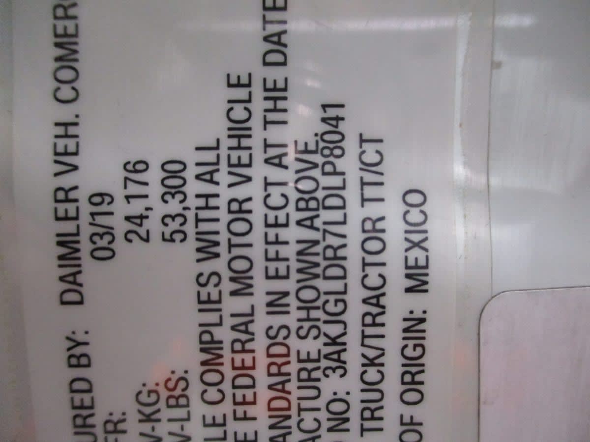 2020 Freightliner - image 12