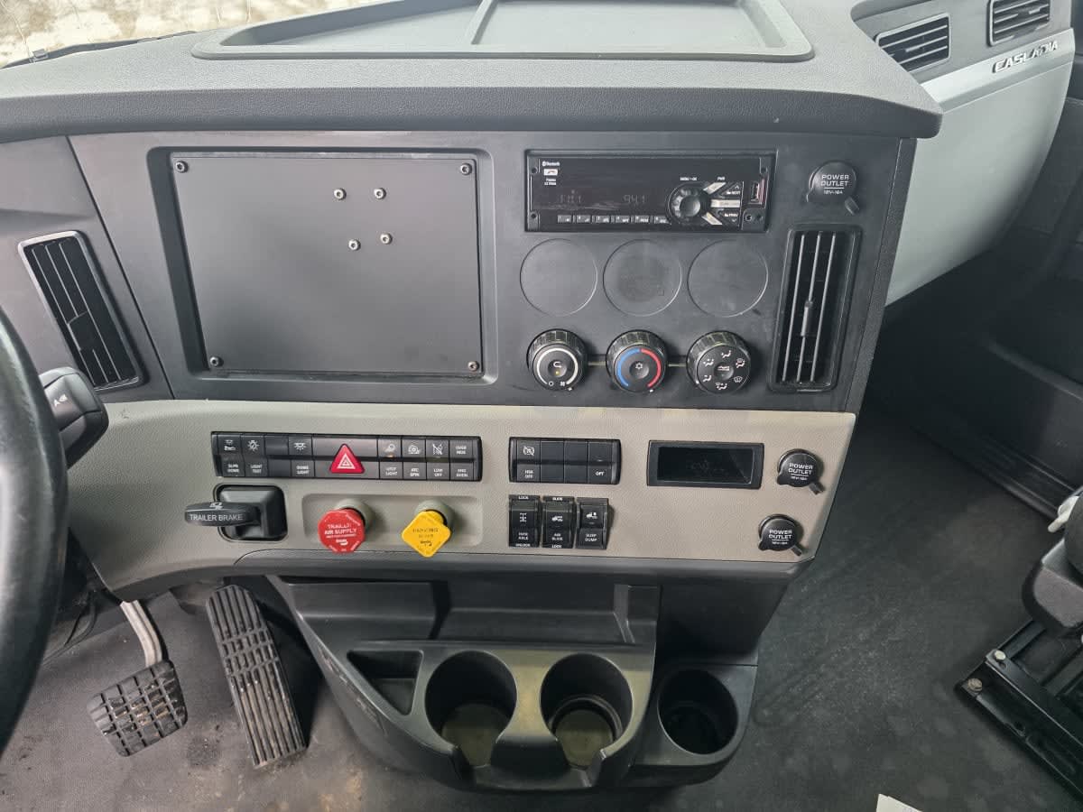 2020 Freightliner/Mercedes NEW CASCADIA PX12664 896741