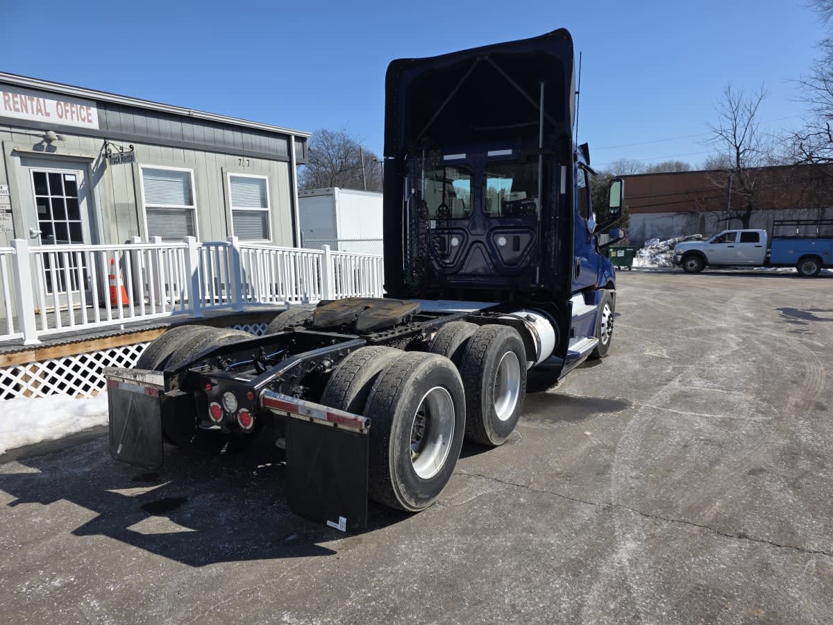 2020 Freightliner/Mercedes NEW CASCADIA PX12664 896755