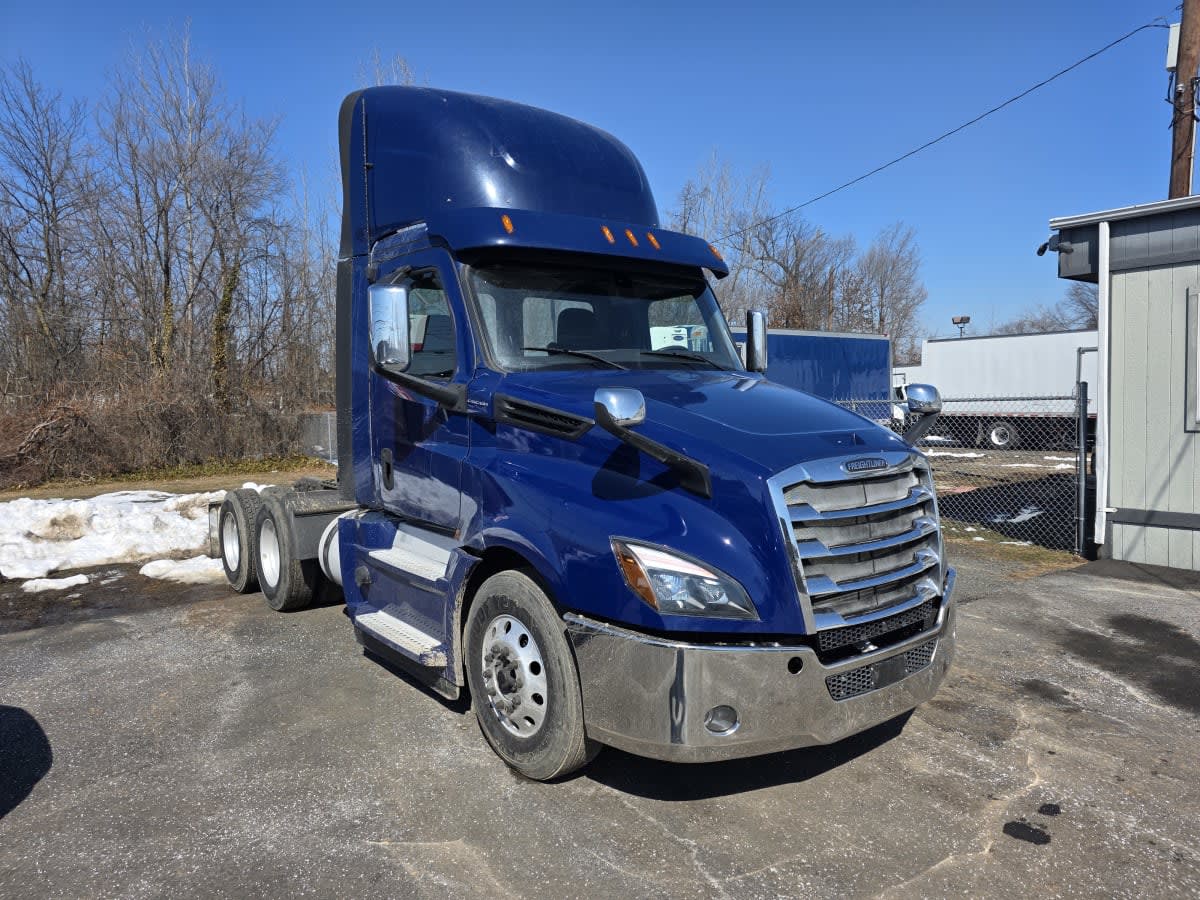 2020 Freightliner/Mercedes NEW CASCADIA PX12664 896760