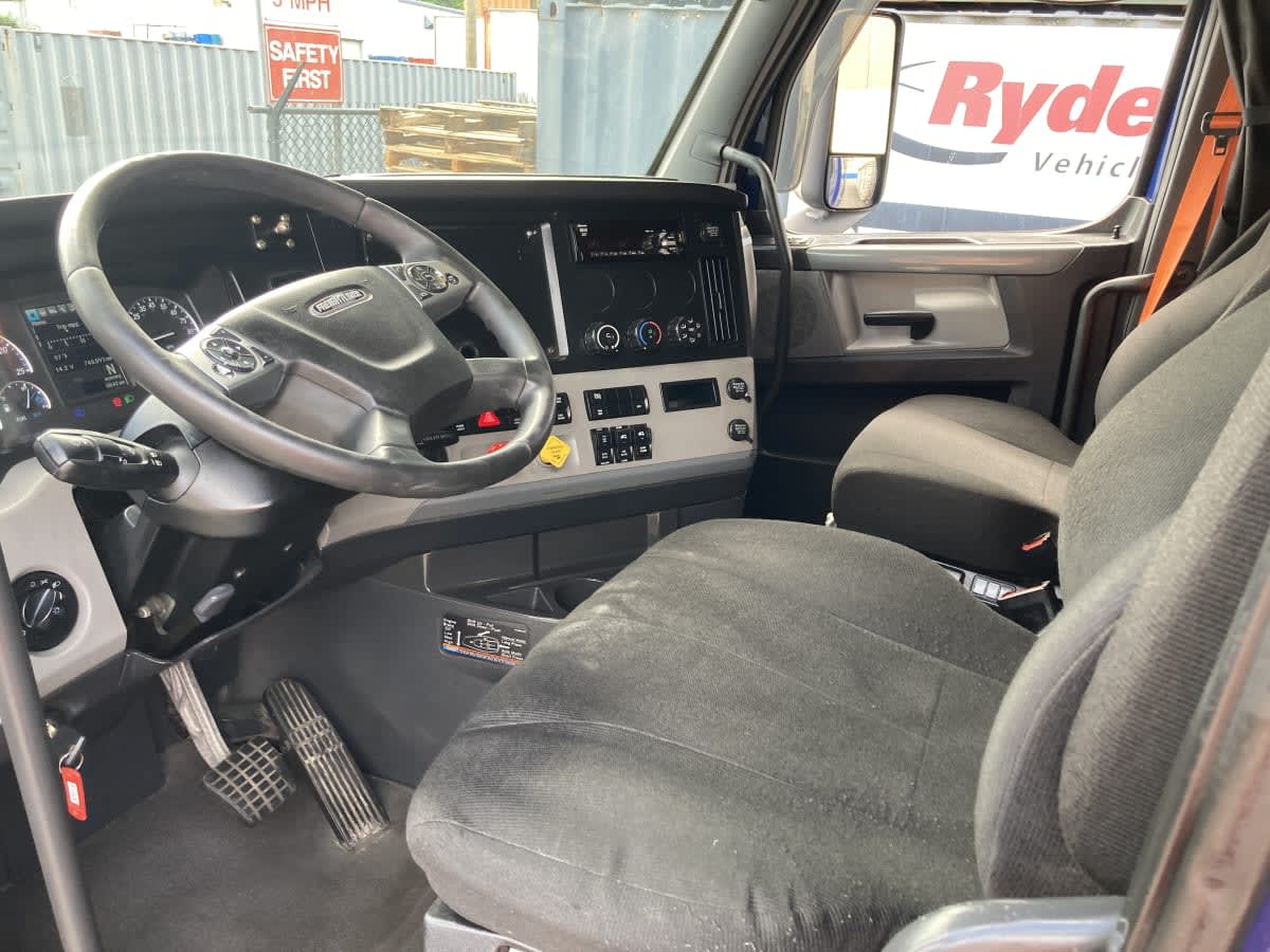 2020 Freightliner/Mercedes NEW CASCADIA PX12664 896768