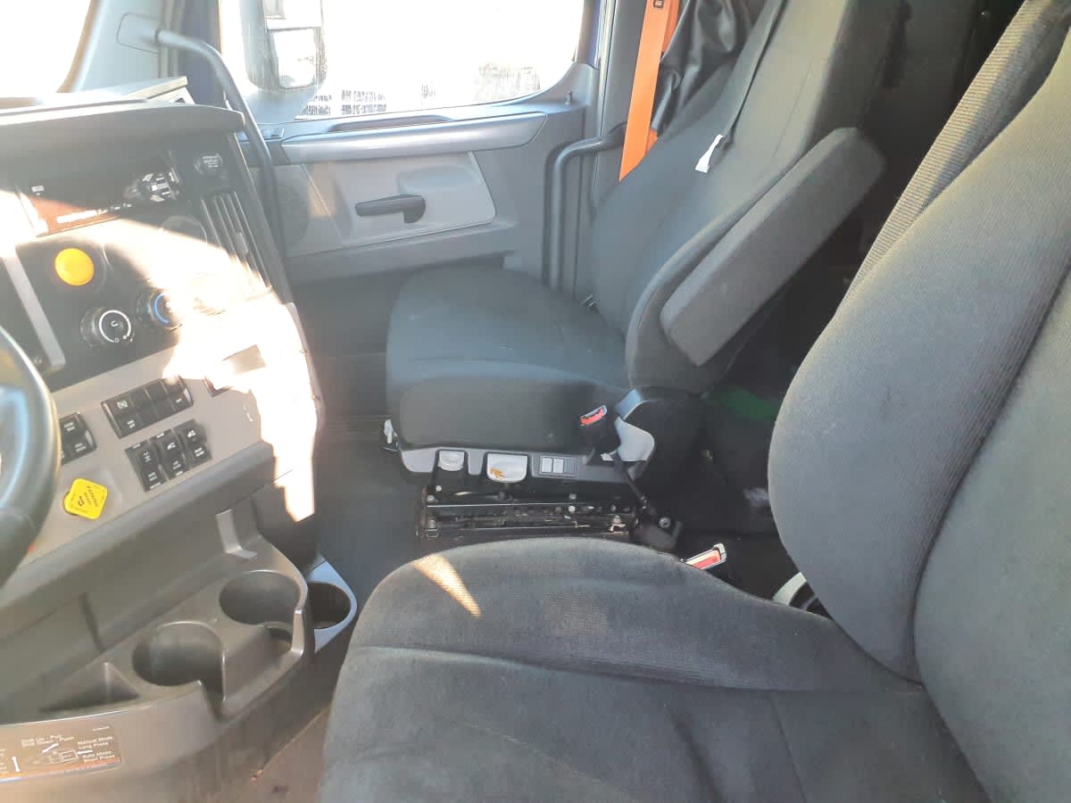 2020 Freightliner/Mercedes NEW CASCADIA PX12664 896770