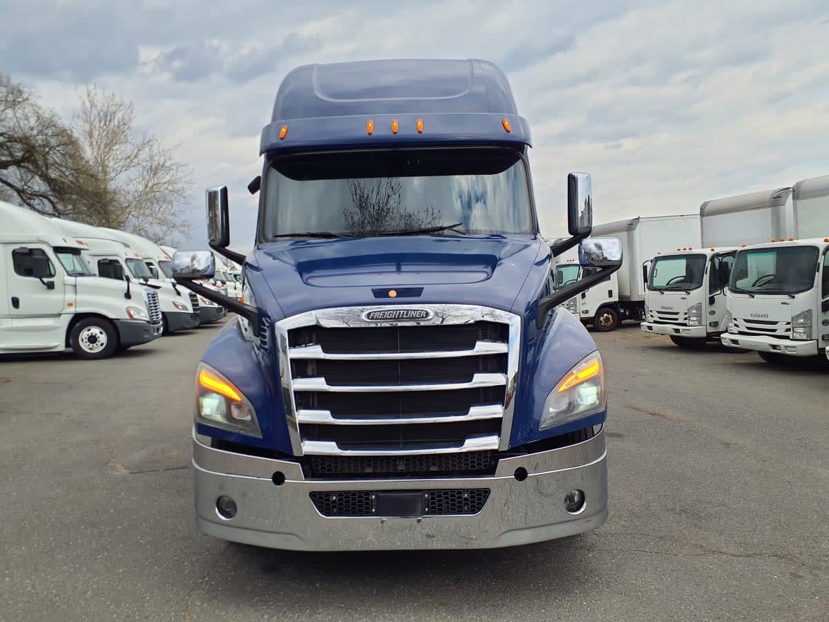 2020 Freightliner/Mercedes NEW CASCADIA PX12664 896771